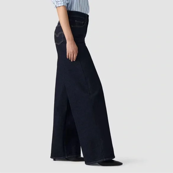 Levi’s 728 high rise wide leg jeans size in 24, 26, 27 , 29 , 31 ,32 and 34 in - Picture 7 of 9